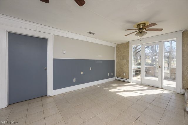 680 E State Street, Barberton, OH 44203