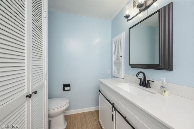 680 E State Street, Barberton, OH 44203