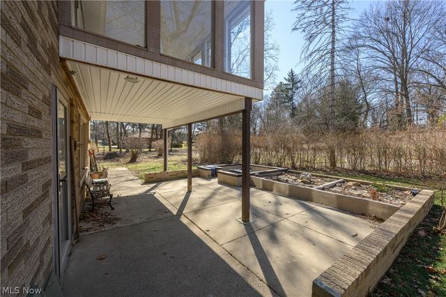 680 E State Street, Barberton, OH 44203