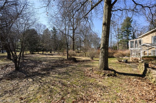 680 E State Street, Barberton, OH 44203