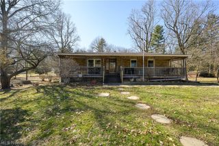 680 E State Street, Barberton, OH 44203