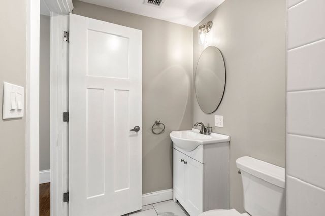 251 Rantoul St 1, Beverly, MA 01915