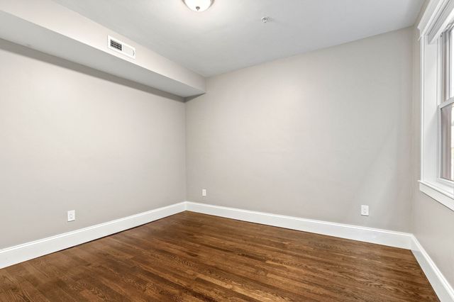 251 Rantoul St 1, Beverly, MA 01915