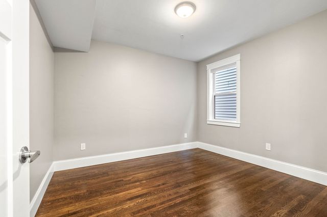 251 Rantoul St 1, Beverly, MA 01915