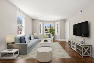 251 Rantoul St 1, Beverly, MA 01915