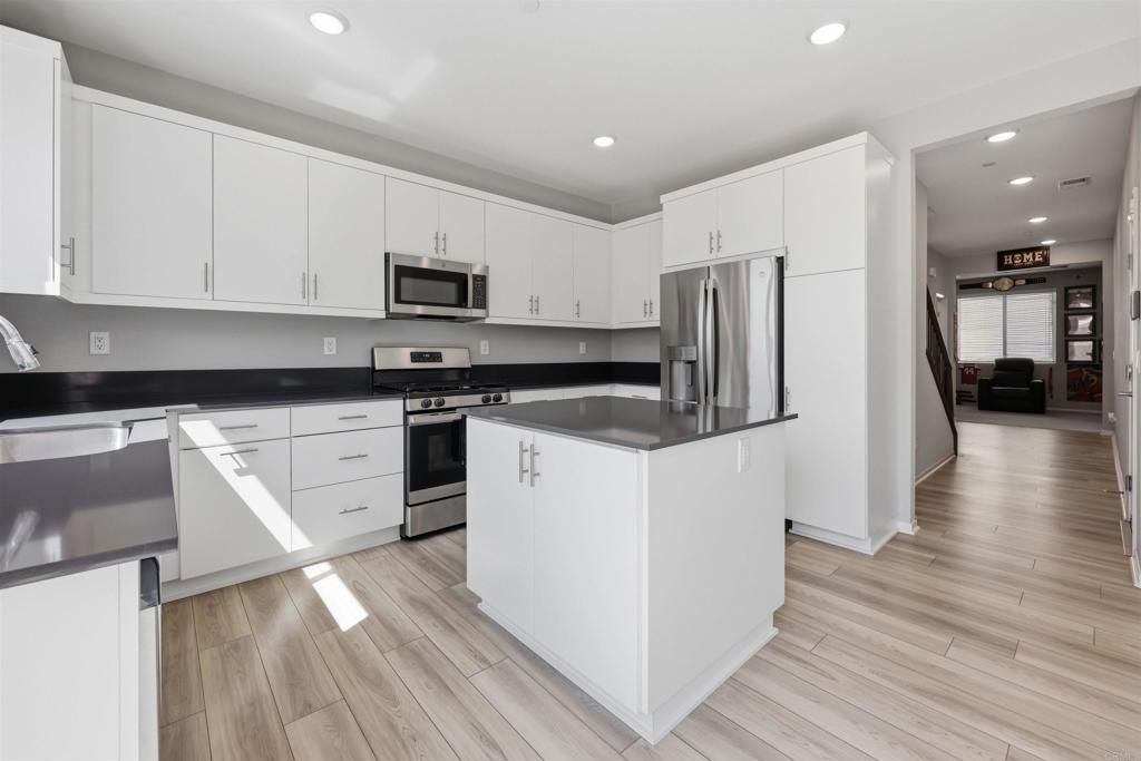 253 Paddock Lane, Fallbrook, CA 92028 — photo 3