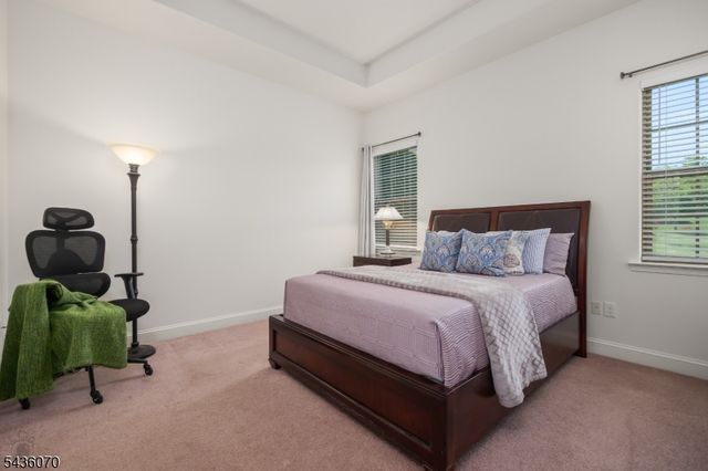 21 Sylvia St, Lopatcong Twp., NJ 08865
