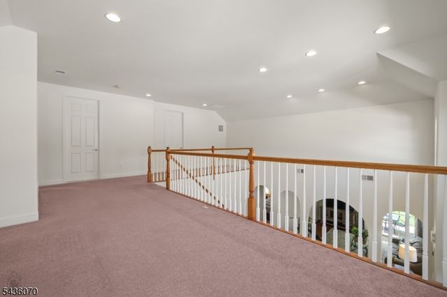 21 Sylvia St, Lopatcong Twp., NJ 08865