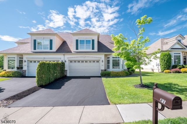 21 Sylvia St, Lopatcong Twp., NJ 08865