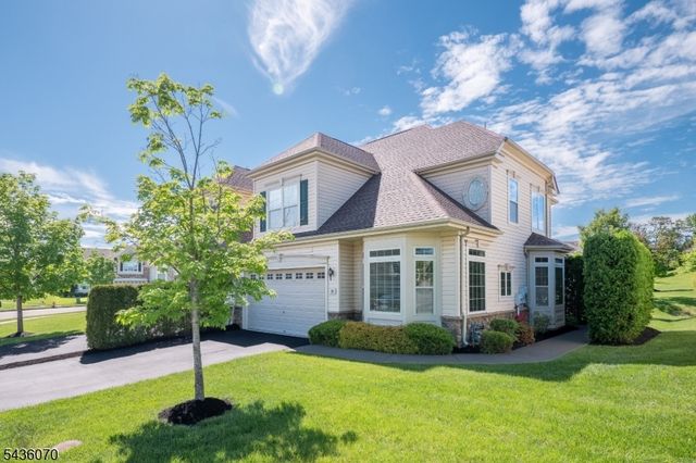 21 Sylvia St, Lopatcong Twp., NJ 08865