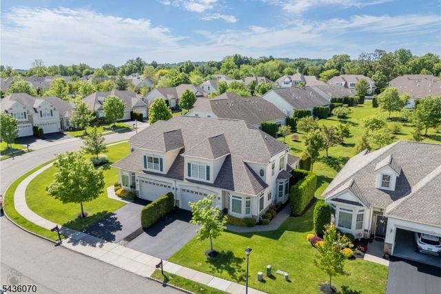 21 Sylvia St, Lopatcong Twp., NJ 08865