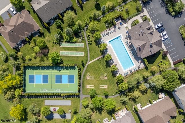 21 Sylvia St, Lopatcong Twp., NJ 08865