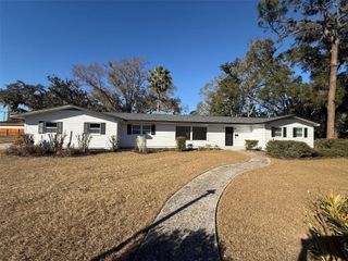 722 W RUSSELL DRIVE, Plant City, FL 33563