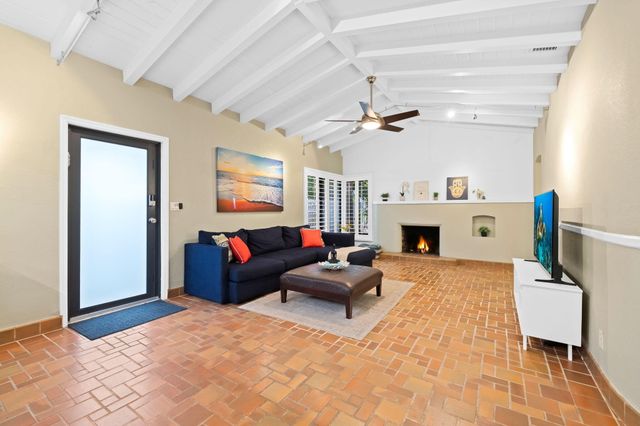 222 SE 16TH Avenue, Fort Lauderdale, FL 33301