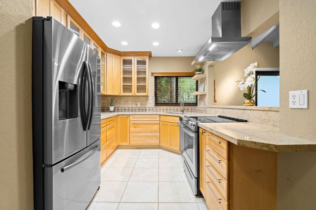 222 SE 16TH Avenue, Fort Lauderdale, FL 33301