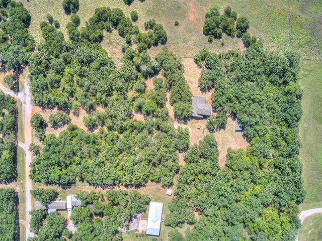 2448 County Street 2985, Blanchard, OK 73010