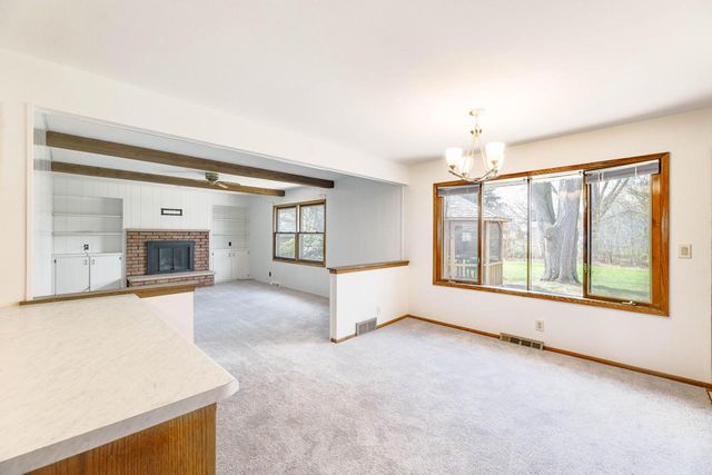 1105 Rainbow COURT, Mukwonago, WI 53149