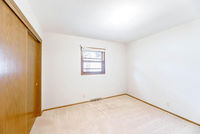 1105 Rainbow COURT, Mukwonago, WI 53149