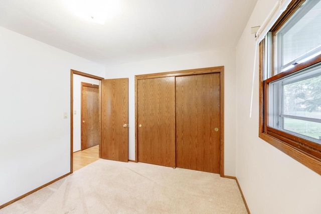 1105 Rainbow COURT, Mukwonago, WI 53149