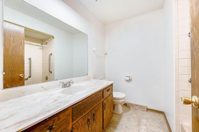 1105 Rainbow COURT, Mukwonago, WI 53149