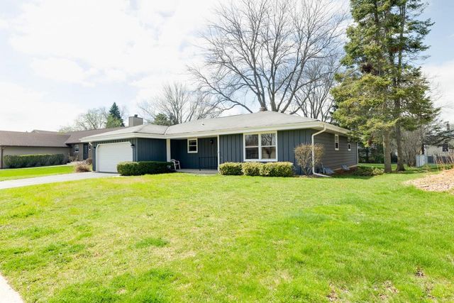 1105 Rainbow COURT, Mukwonago, WI 53149