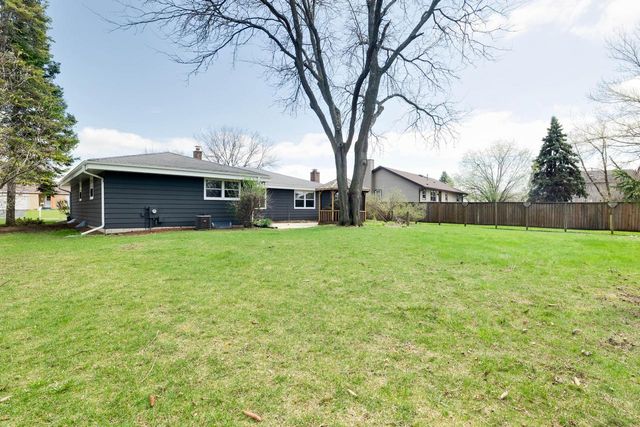 1105 Rainbow COURT, Mukwonago, WI 53149
