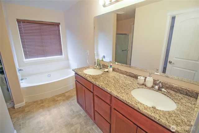 9815 198th Street E, Graham, WA 98338