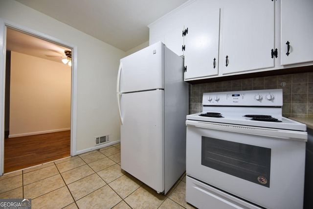105 E Whitehead Terrace, Athens, GA 30606