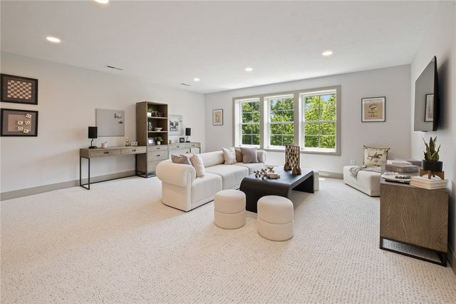 1002 Sonoma Drive, Marshall, PA 15005