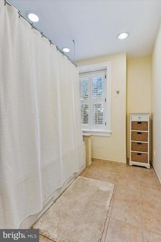 1314 WOODLAWN AVE, Wilmington, DE 19806