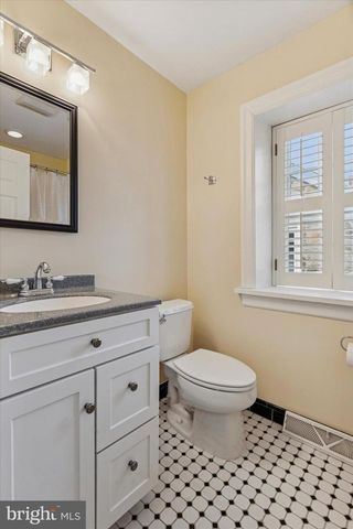 1314 WOODLAWN AVE, Wilmington, DE 19806