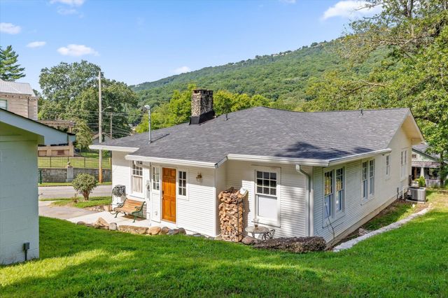 4218 Tennessee Avenue, Chattanooga, TN 37409