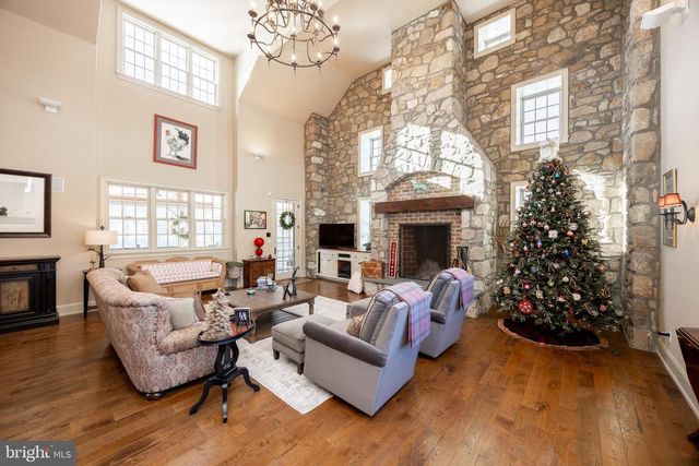 2230 CREEK RD, Glenmoore, PA 19343