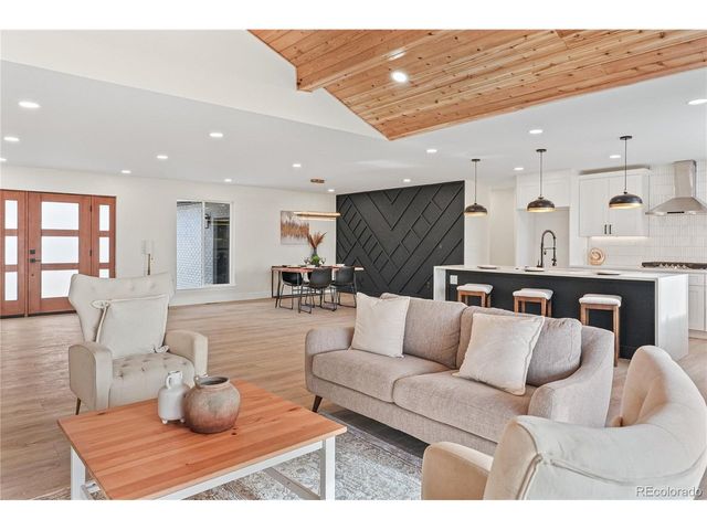 1143 Purdue Dr, Longmont, CO 80503