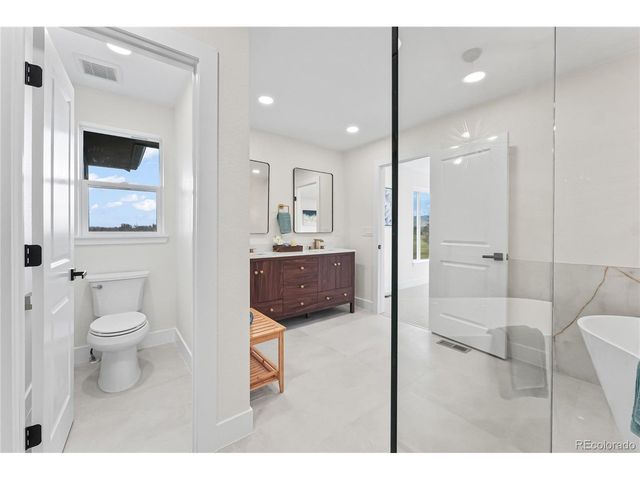 1143 Purdue Dr, Longmont, CO 80503