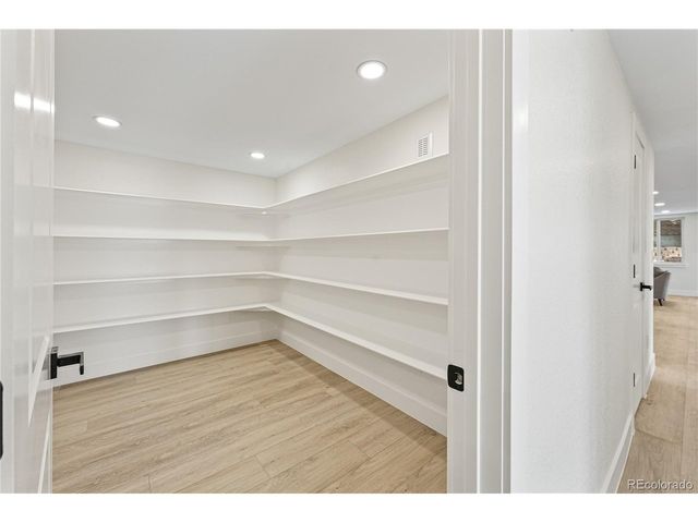 1143 Purdue Dr, Longmont, CO 80503