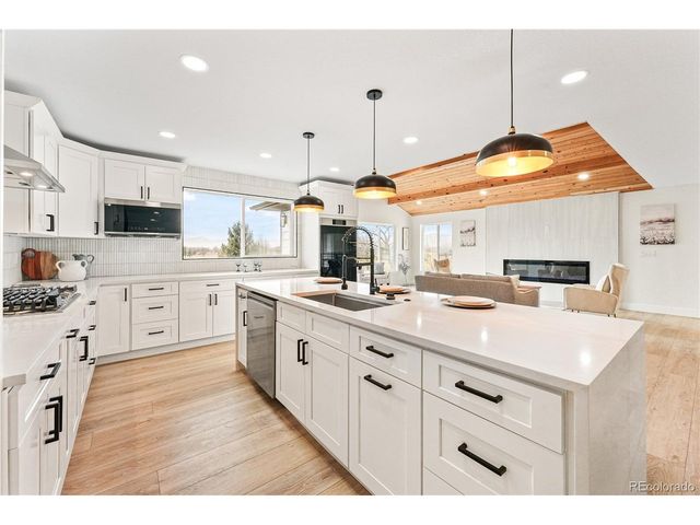 1143 Purdue Dr, Longmont, CO 80503