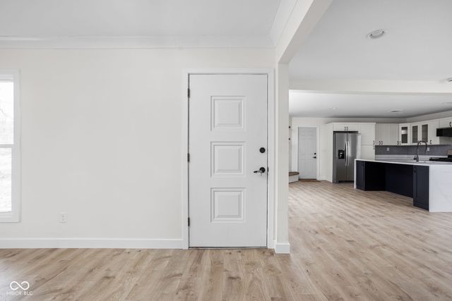9114 Crestview Drive, Indianapolis, IN 46240