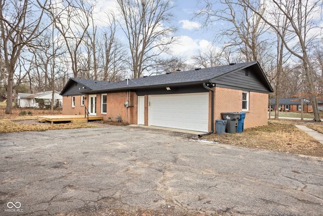9114 Crestview Drive, Indianapolis, IN 46240