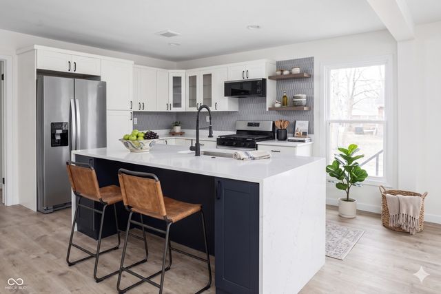 9114 Crestview Drive, Indianapolis, IN 46240
