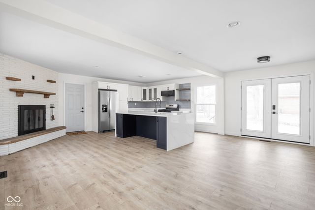 9114 Crestview Drive, Indianapolis, IN 46240
