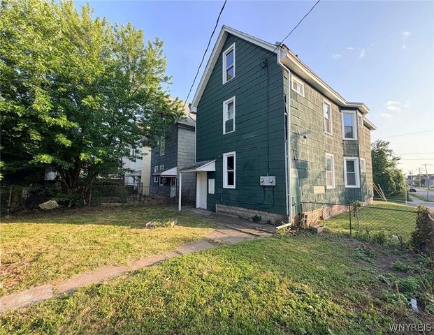 63 Hartman Place, Buffalo, NY 14207