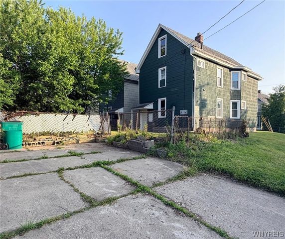 63 Hartman Place, Buffalo, NY 14207