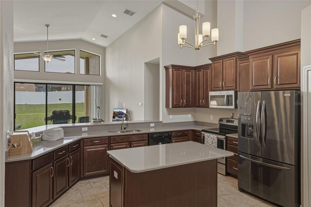 1894 VIA LAGO DRIVE, Lakeland, FL 33810