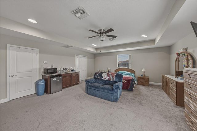 1894 VIA LAGO DRIVE, Lakeland, FL 33810
