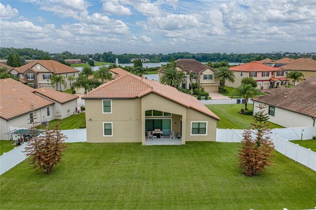 1894 VIA LAGO DRIVE, Lakeland, FL 33810