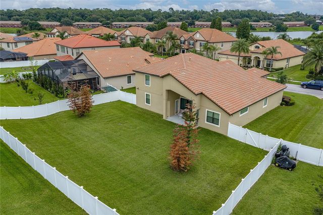 1894 VIA LAGO DRIVE, Lakeland, FL 33810