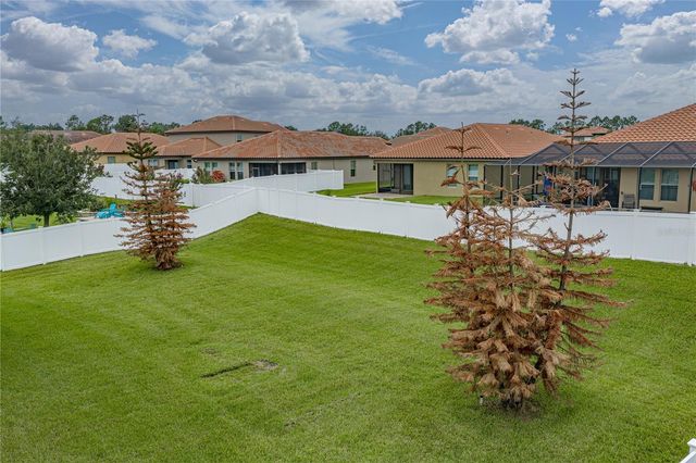 1894 VIA LAGO DRIVE, Lakeland, FL 33810