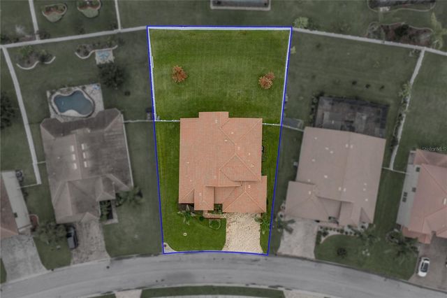 1894 VIA LAGO DRIVE, Lakeland, FL 33810