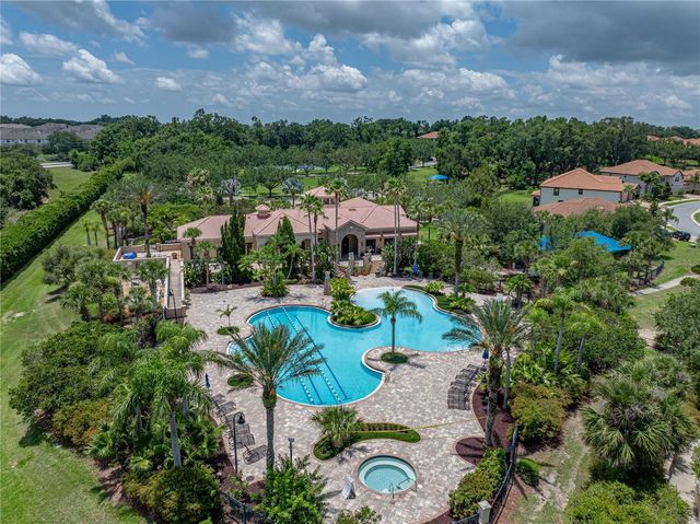1894 VIA LAGO DRIVE, Lakeland, FL 33810